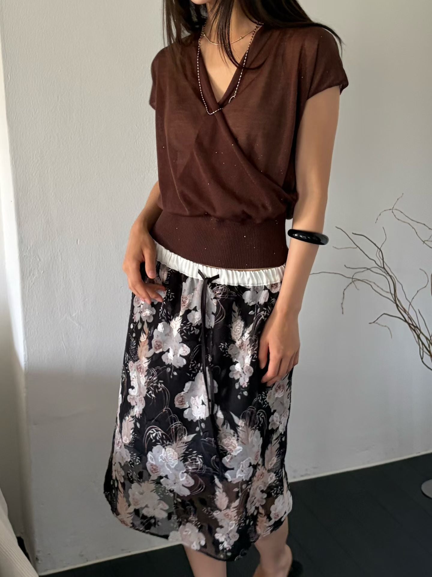 Tencel Cross Vest Knit | 天絲交疊線條背心針織