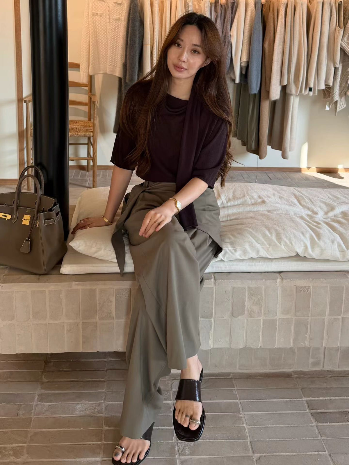 Breezy Tie-Neck Linen Knit | 領結細節麻質輕薄針織上衣