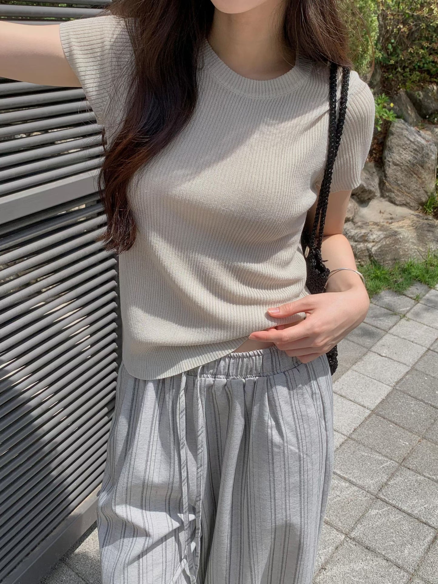Featherlight Sunlit Everyday Knit Tee | 羽量輕薄針織日常T