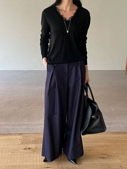 Tencel Lace Detail Knit | 天絲Lace V領薄針織