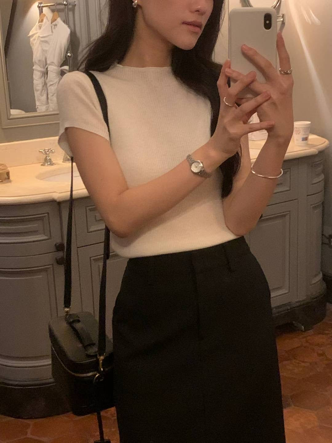 Wavy Texture Capped Sleeves Top | 暗條紋小飛袖Top
