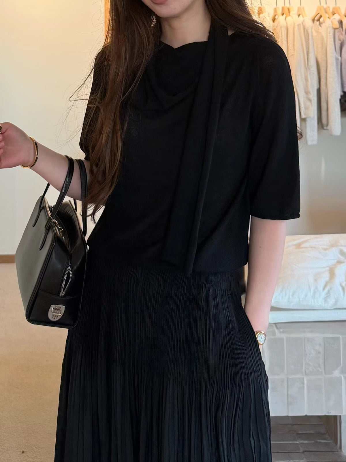 Breezy Tie-Neck Linen Knit | 領結細節麻質輕薄針織上衣