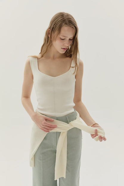 Wavy Scallop Neckline Comfy Tank | 波浪領口柔軟彈力人造絲背心