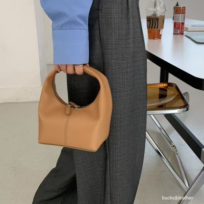 Bucks & Leather Mini Lambskin Dumpling Bag | 高端韓國設計師品牌羊皮手拎餃子包