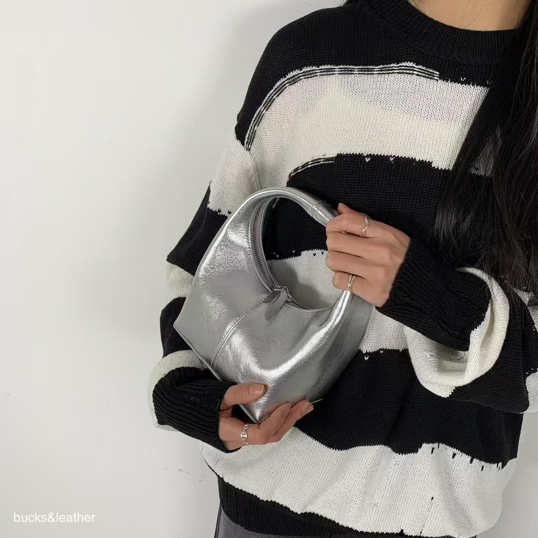 Bucks & Leather Mini Lambskin Dumpling Bag | 高端韓國設計師品牌羊皮手拎餃子包