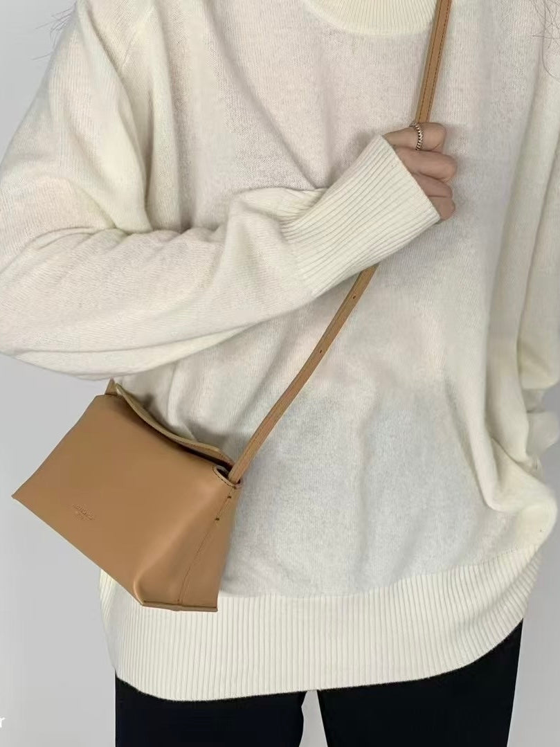 【Bucks & Leather】The Little Marshmallow Bag