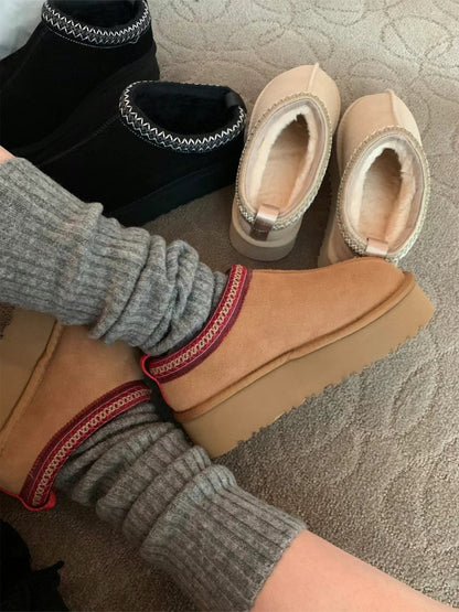 Festive Fluffy Slip-ons | 刺繡圍邊毛毛鞋