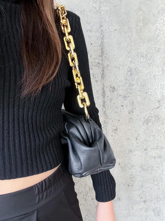 [Made in Italy] Leather Dumpling Bag w/ Gold Chain | 意大利牛皮 Gold Chain 餃子包