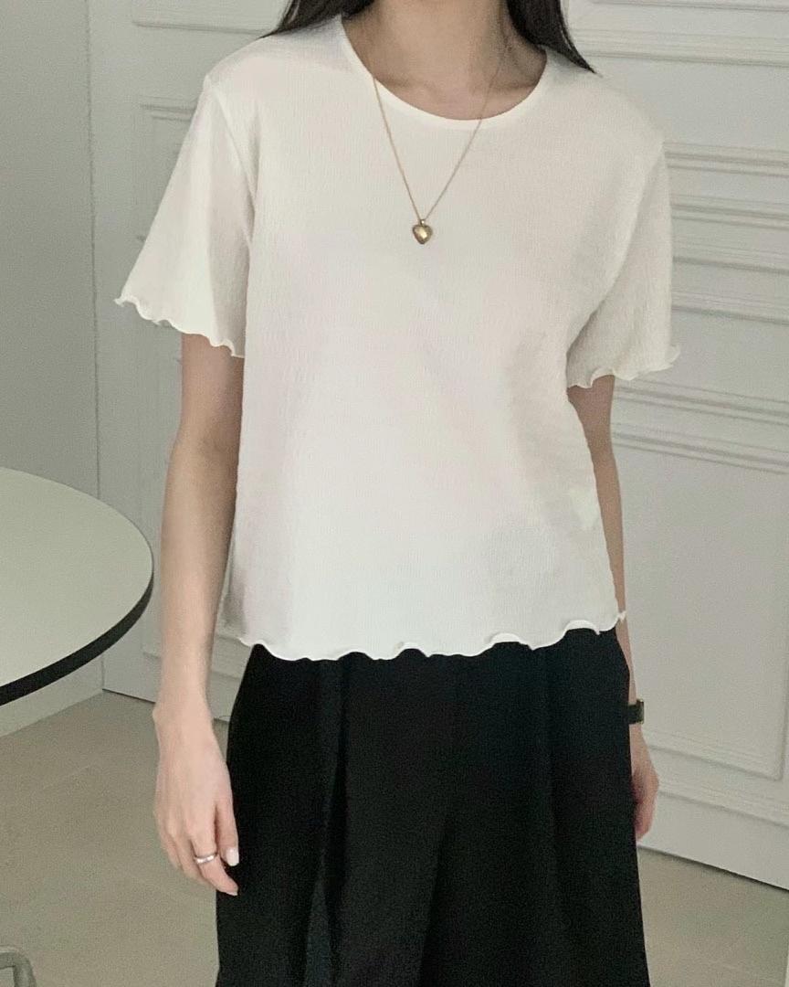 Soft Textured Top with Frills | 甜美木耳邊皺皺Top